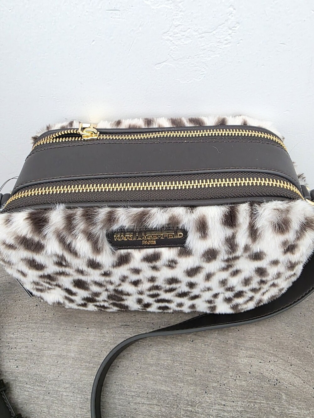 Karl Lagerfeld Paris Faux Fur Leopard Print Crossbody Bag New Viral - Picture 4 of 8